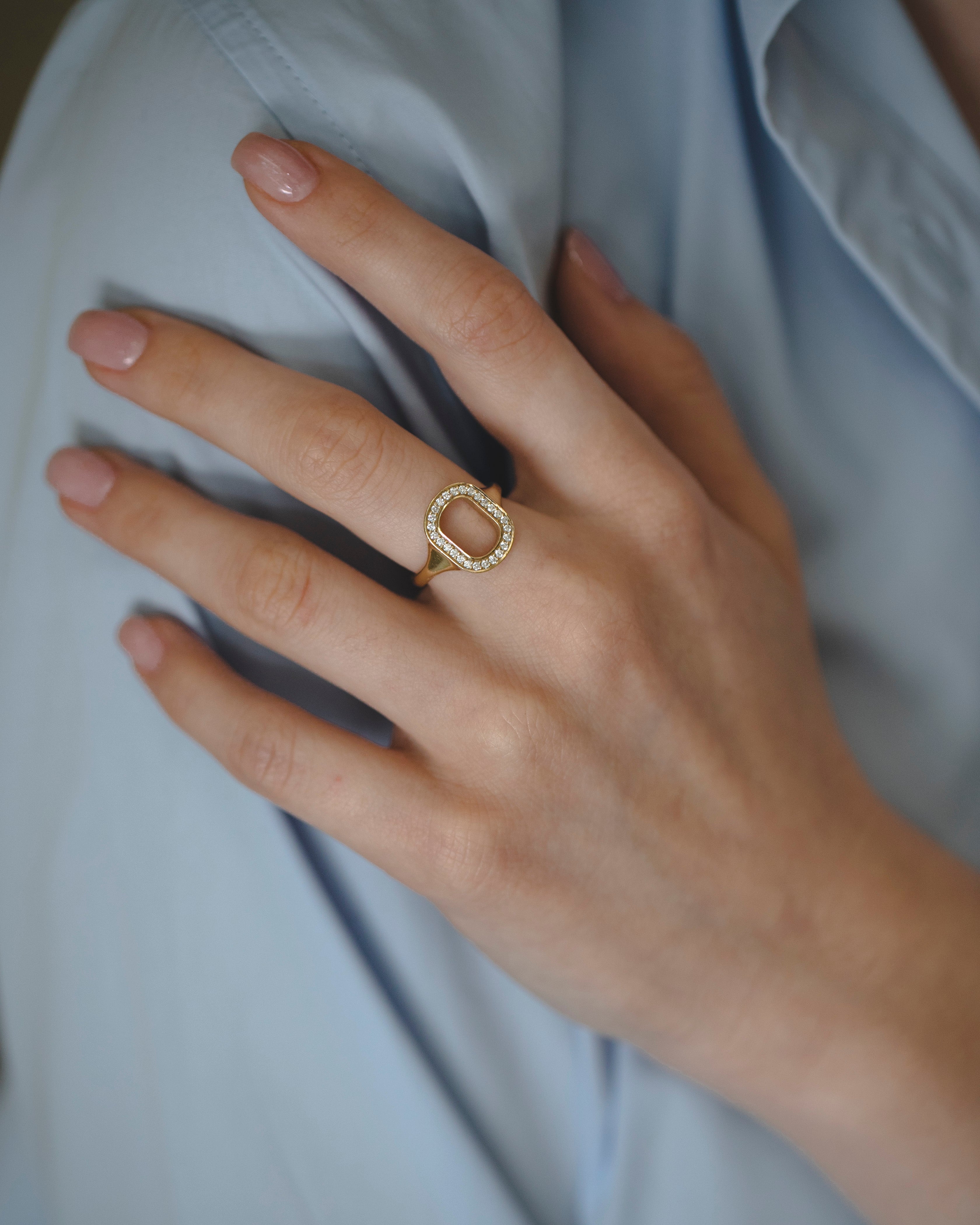 Ring 04 - White Diamonds