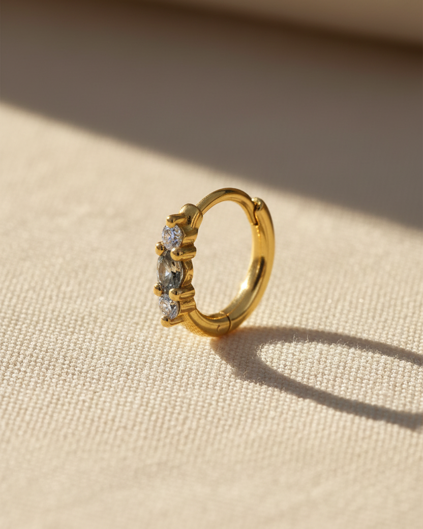 Audrey small Hoop With gray & White Diamonds