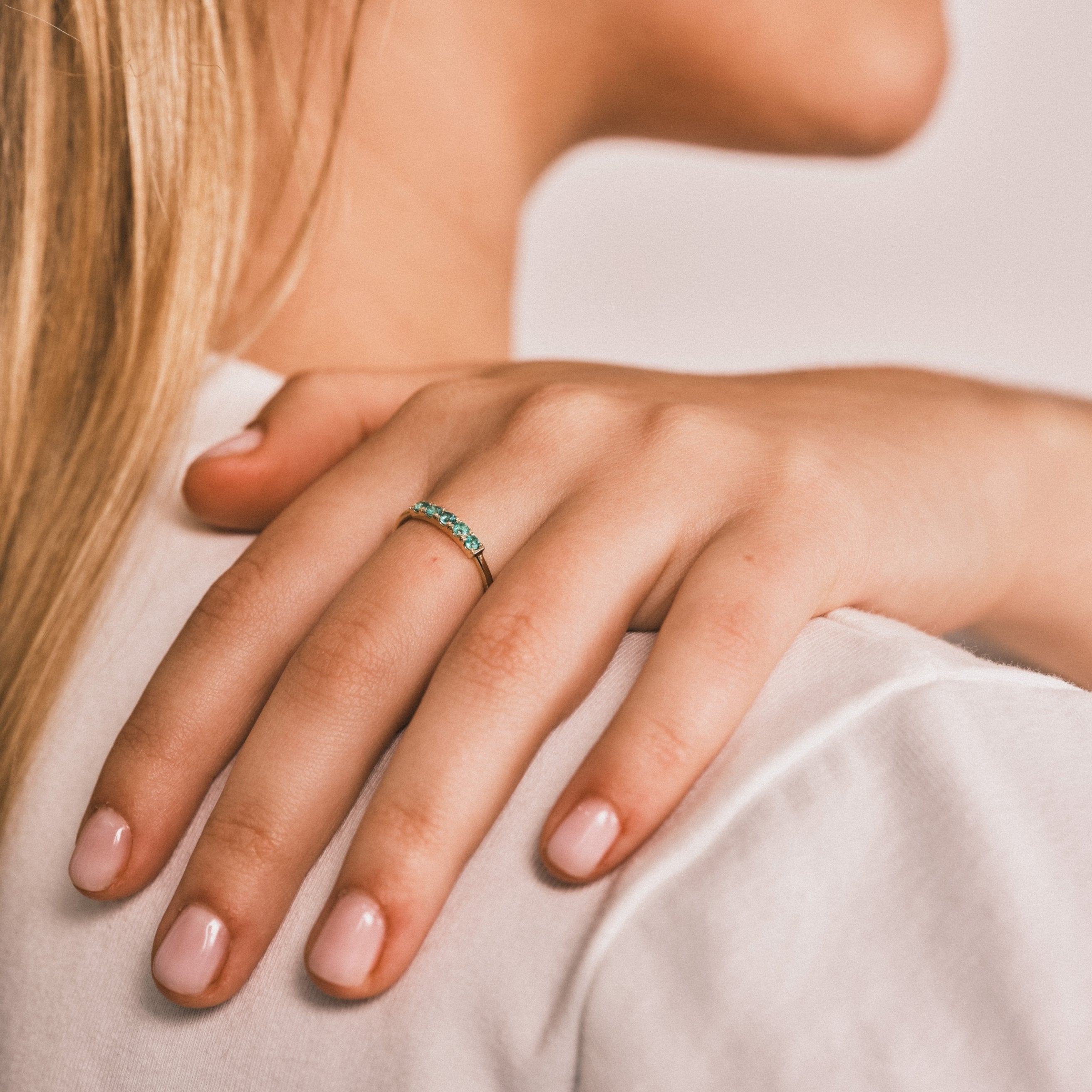 Candy Gold Ring With Emerald