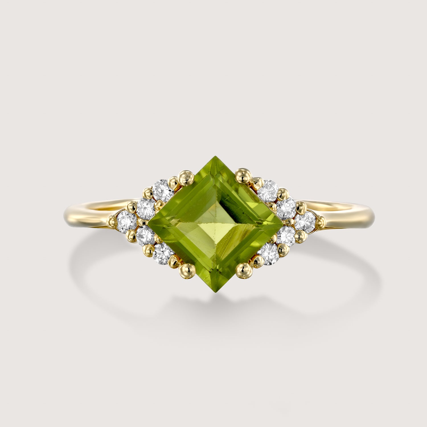 Juliette Ring With Diamonds and peridot