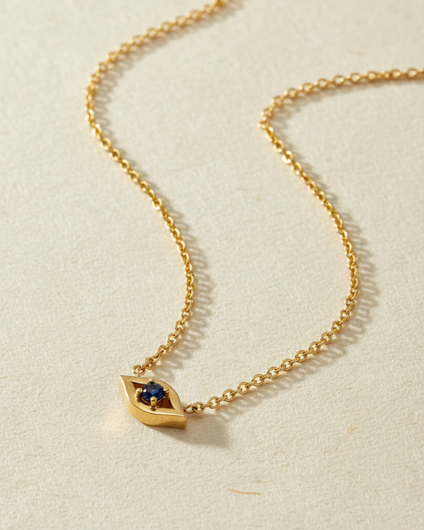 Evil Eye floating Gold Necklace sapphire