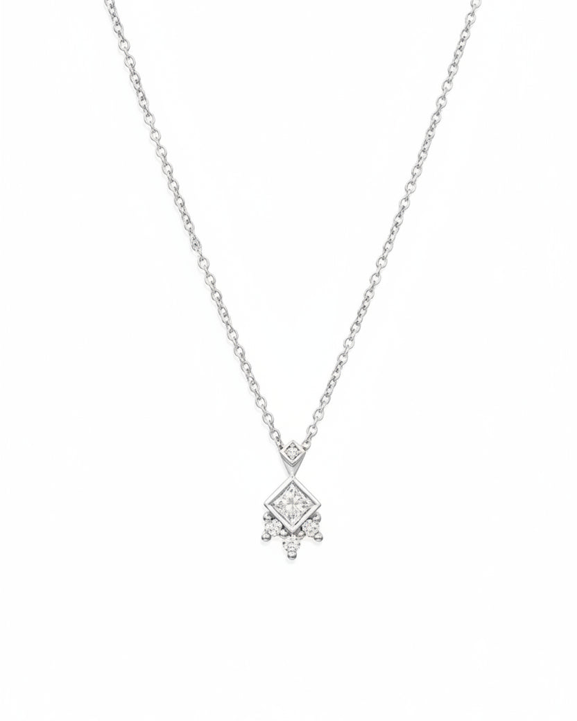 Veronica Necklace With Diamonds