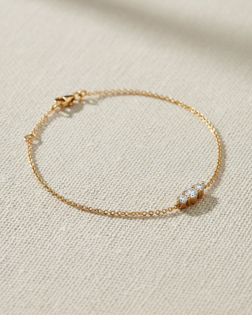 Audrey gold bracelet white diamonds