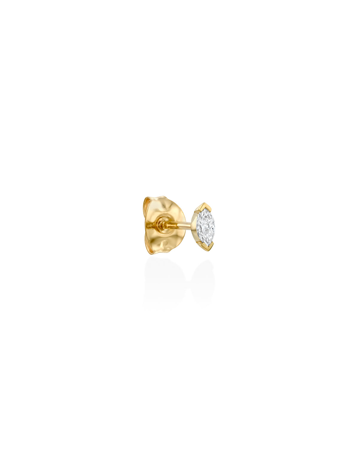Amber earring with white diamond