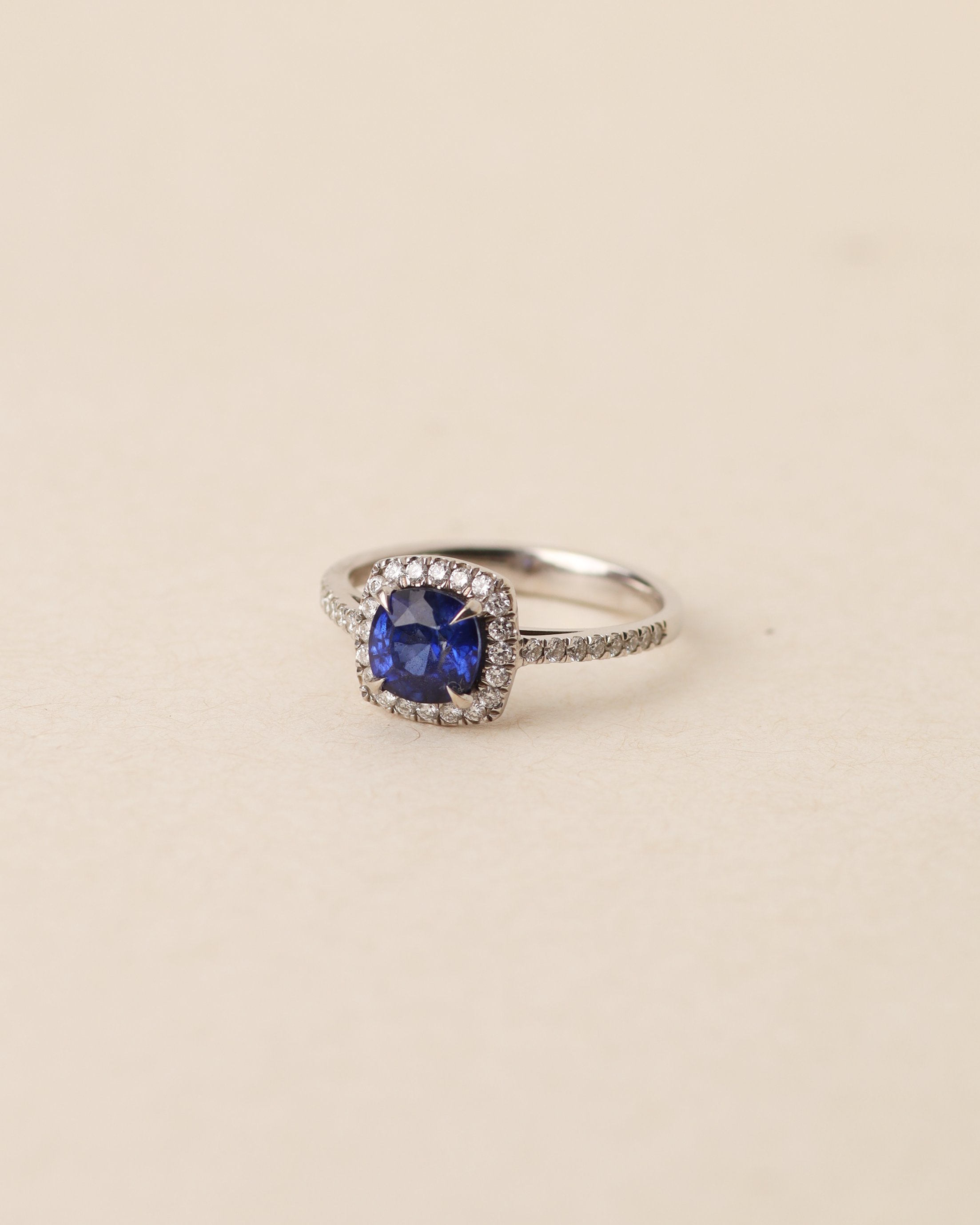 Rachel Ring With Sapphire and Diamonds
