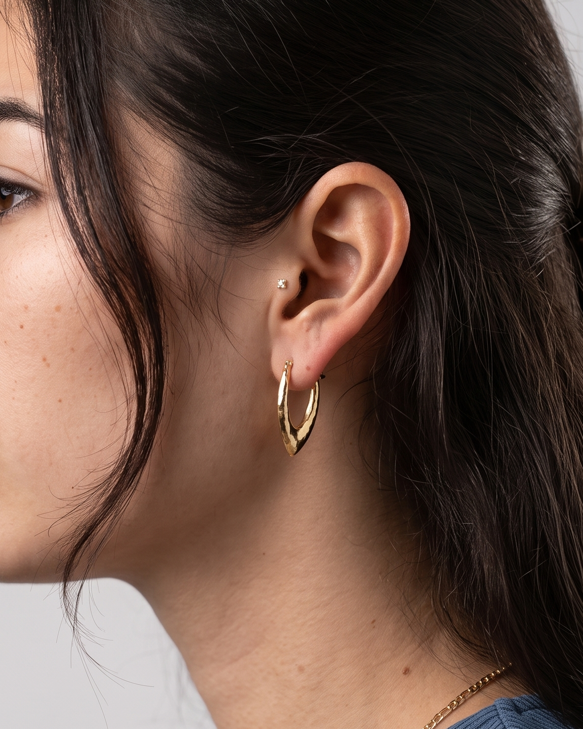 Eliya gold hoop earrings