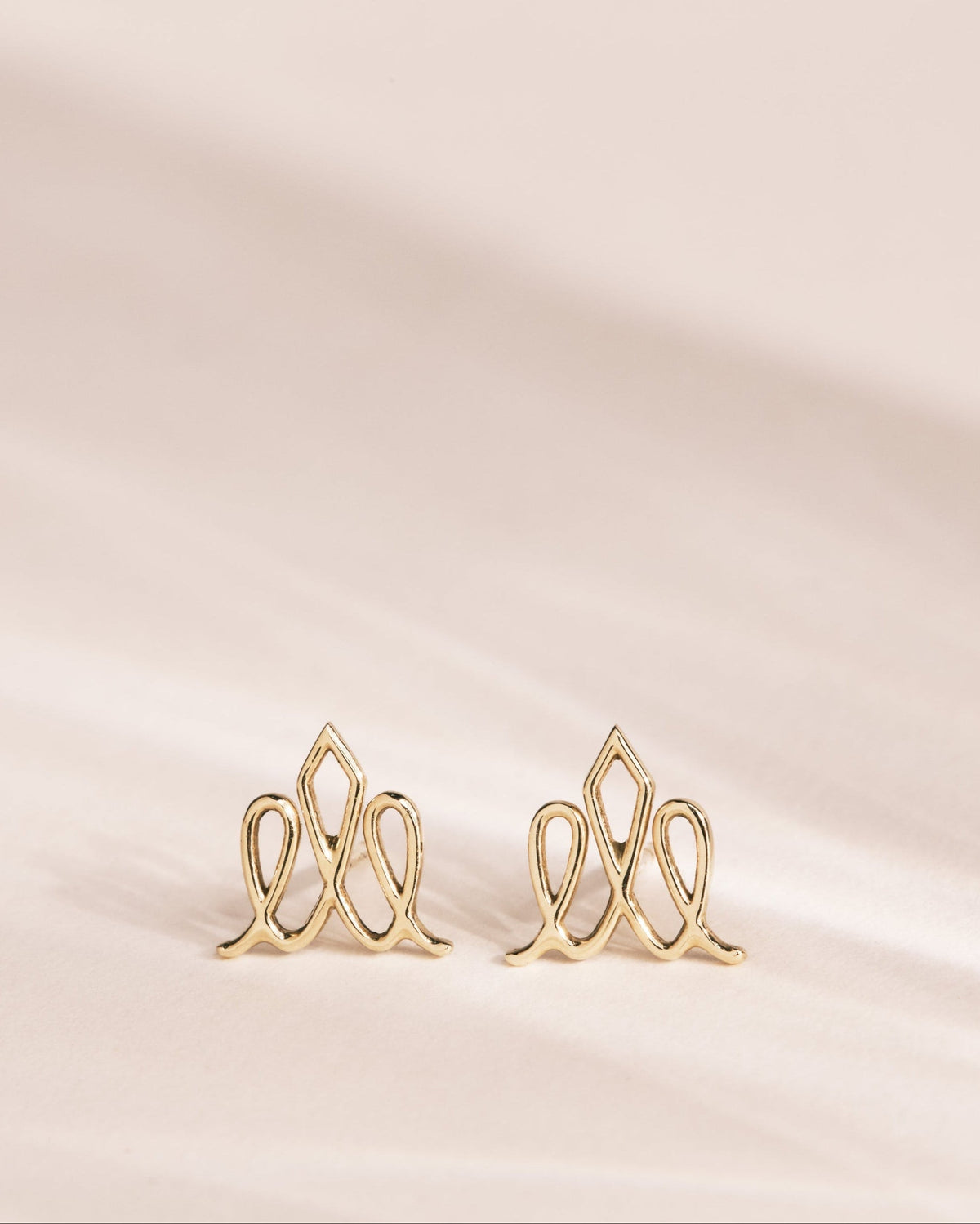 Crown Earring