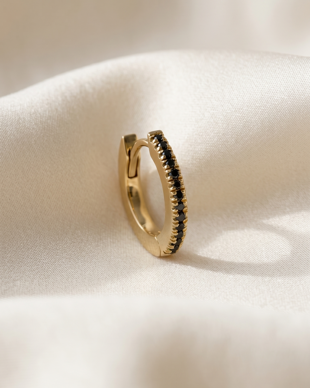 Khloé Medium Hoop Gold Earring with Black Diamonds