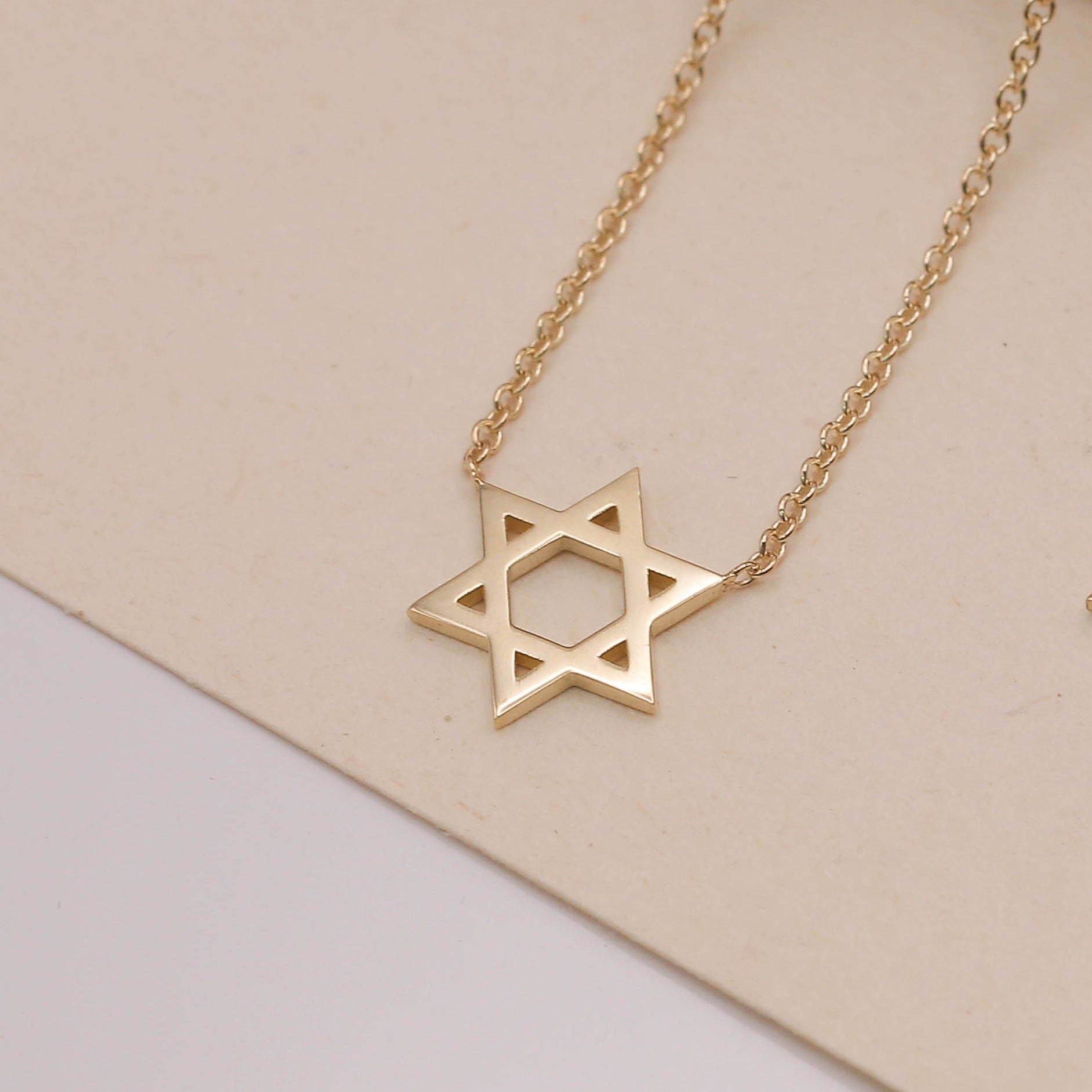 Classic Star Of David Gold Necklace