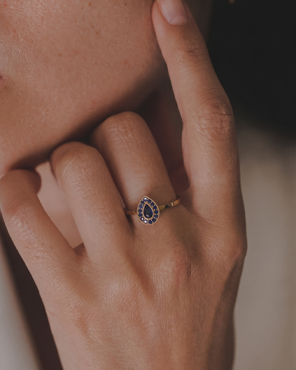 Luna Gold Ring Sapphire