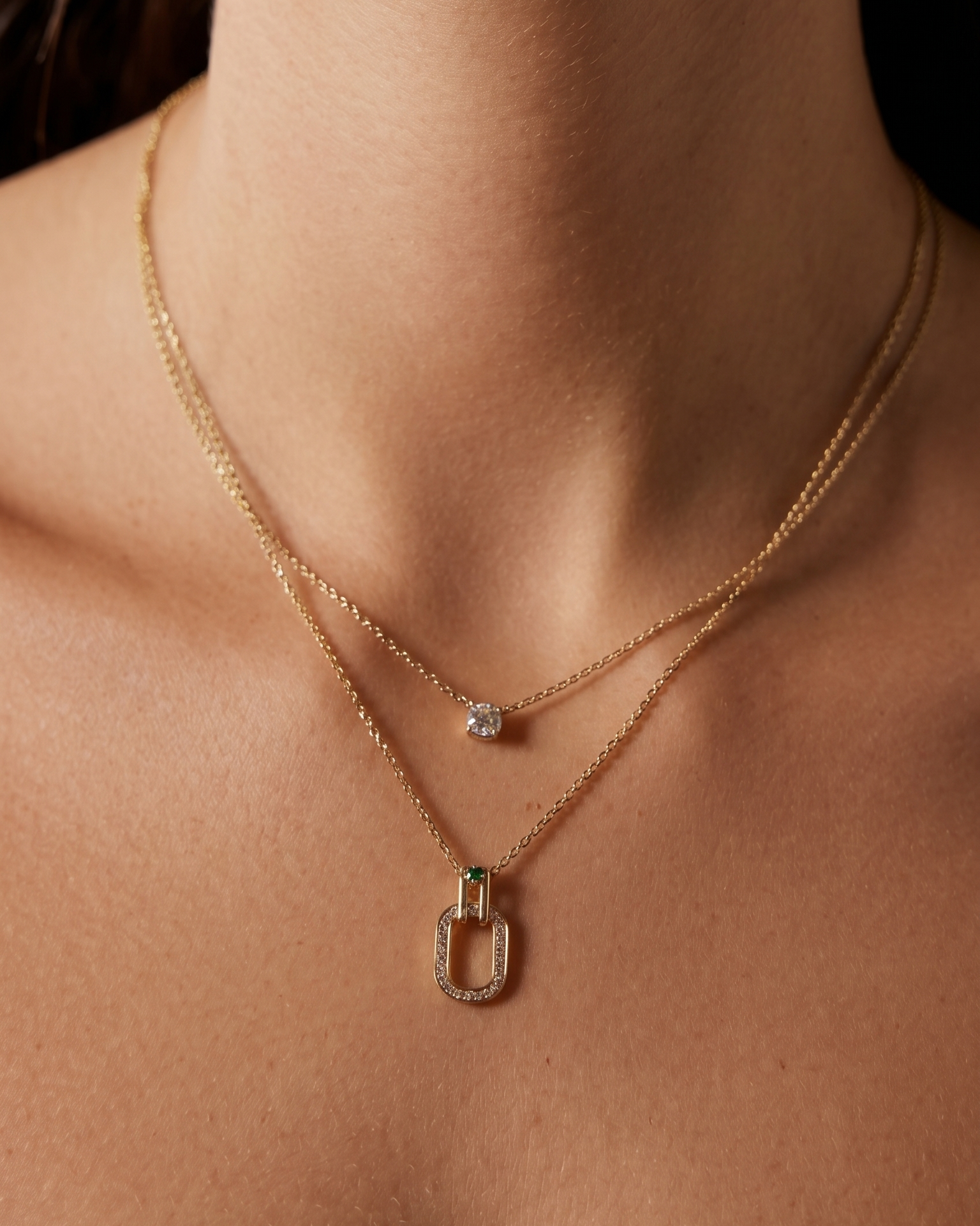 Necklace 01 - Emerald & White Diamonds