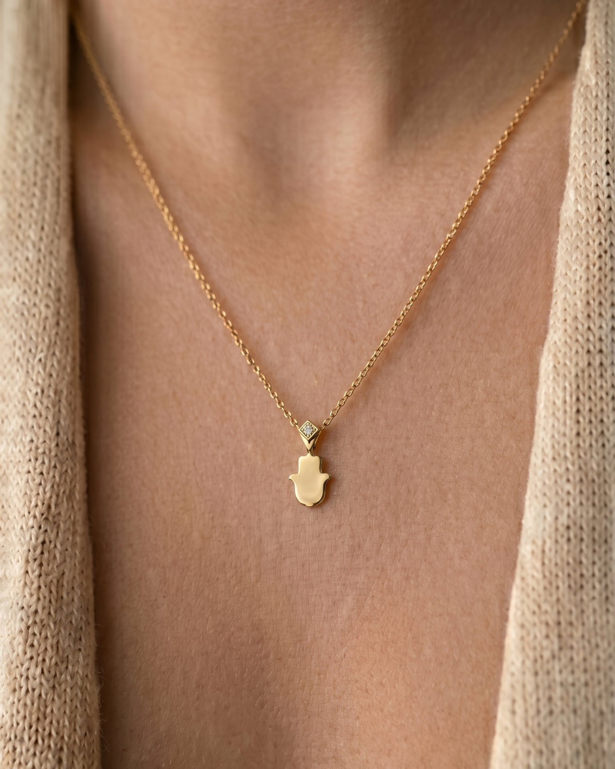 Hamsa Gold Necklace Diamond