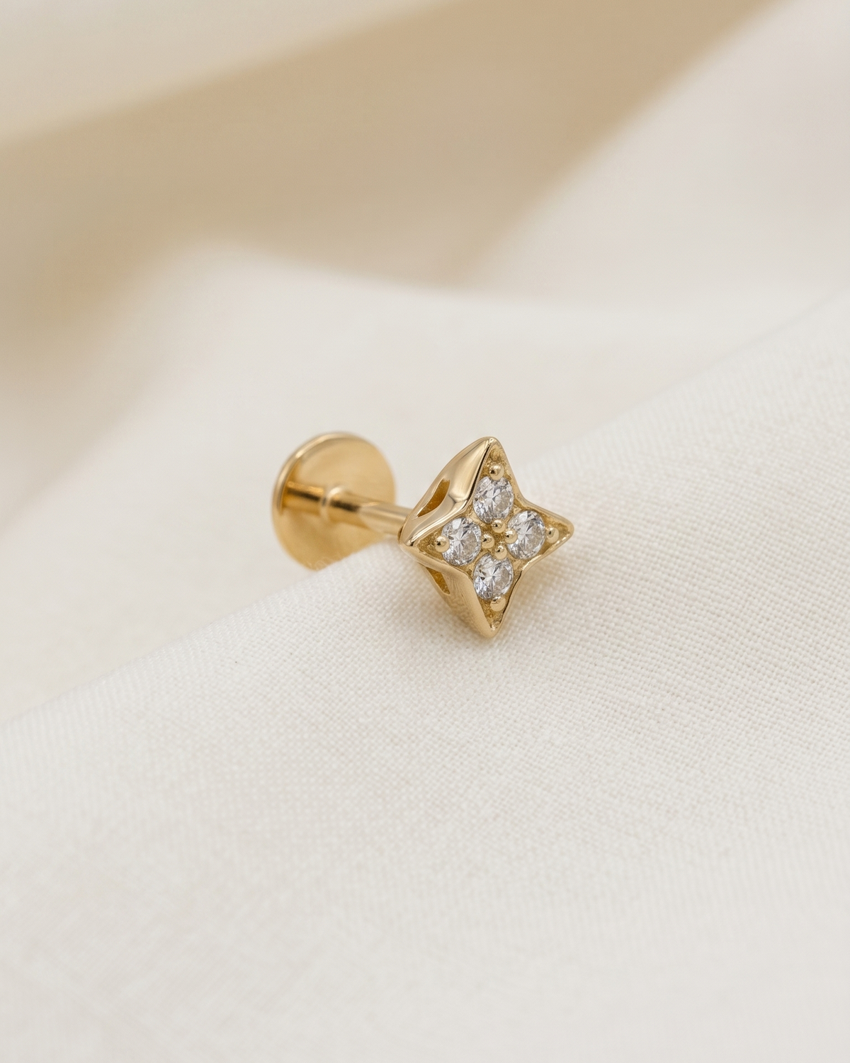 Venus Piercing Gold Earring White Diamonds