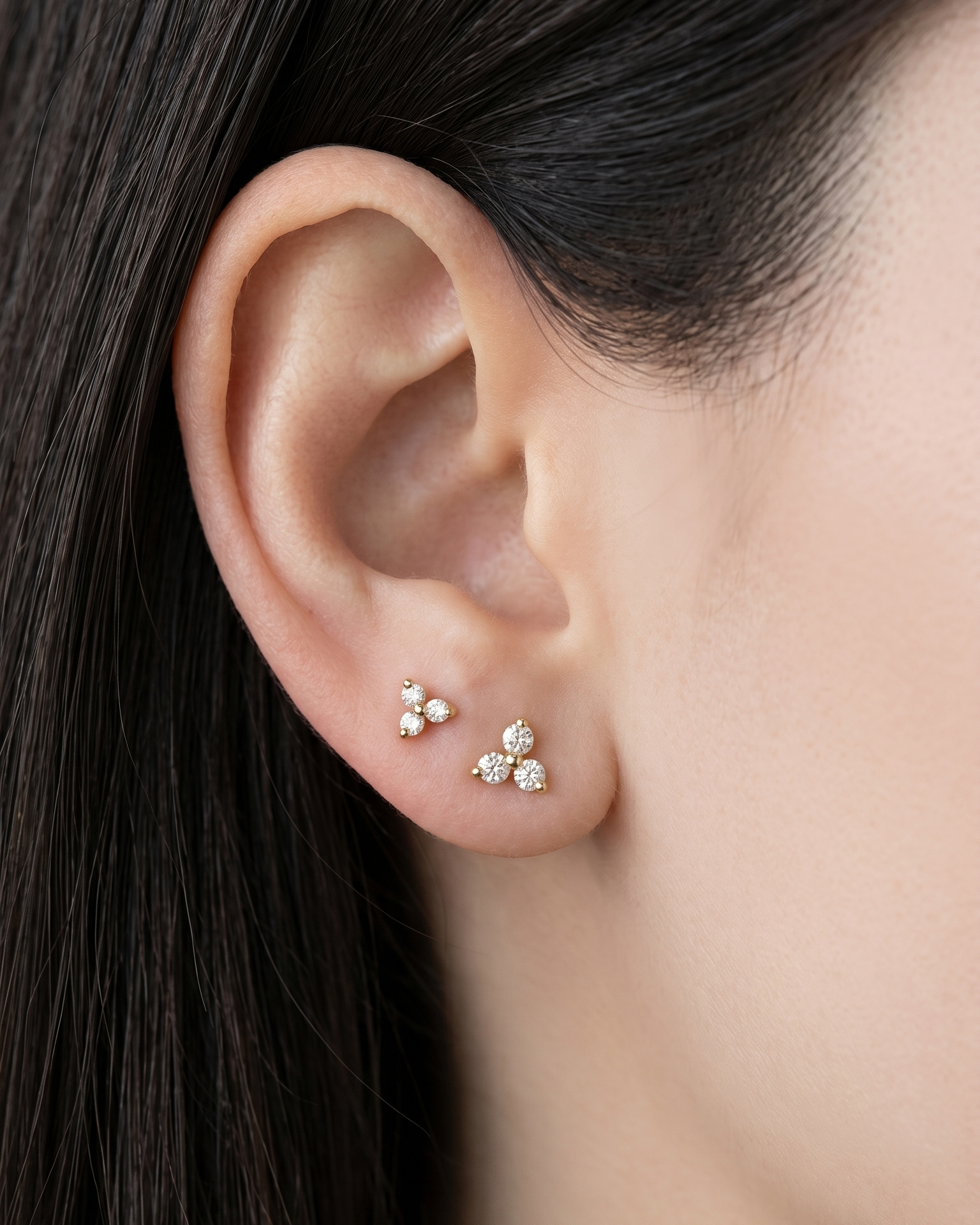 Mini Grace Earring With White Diamonds