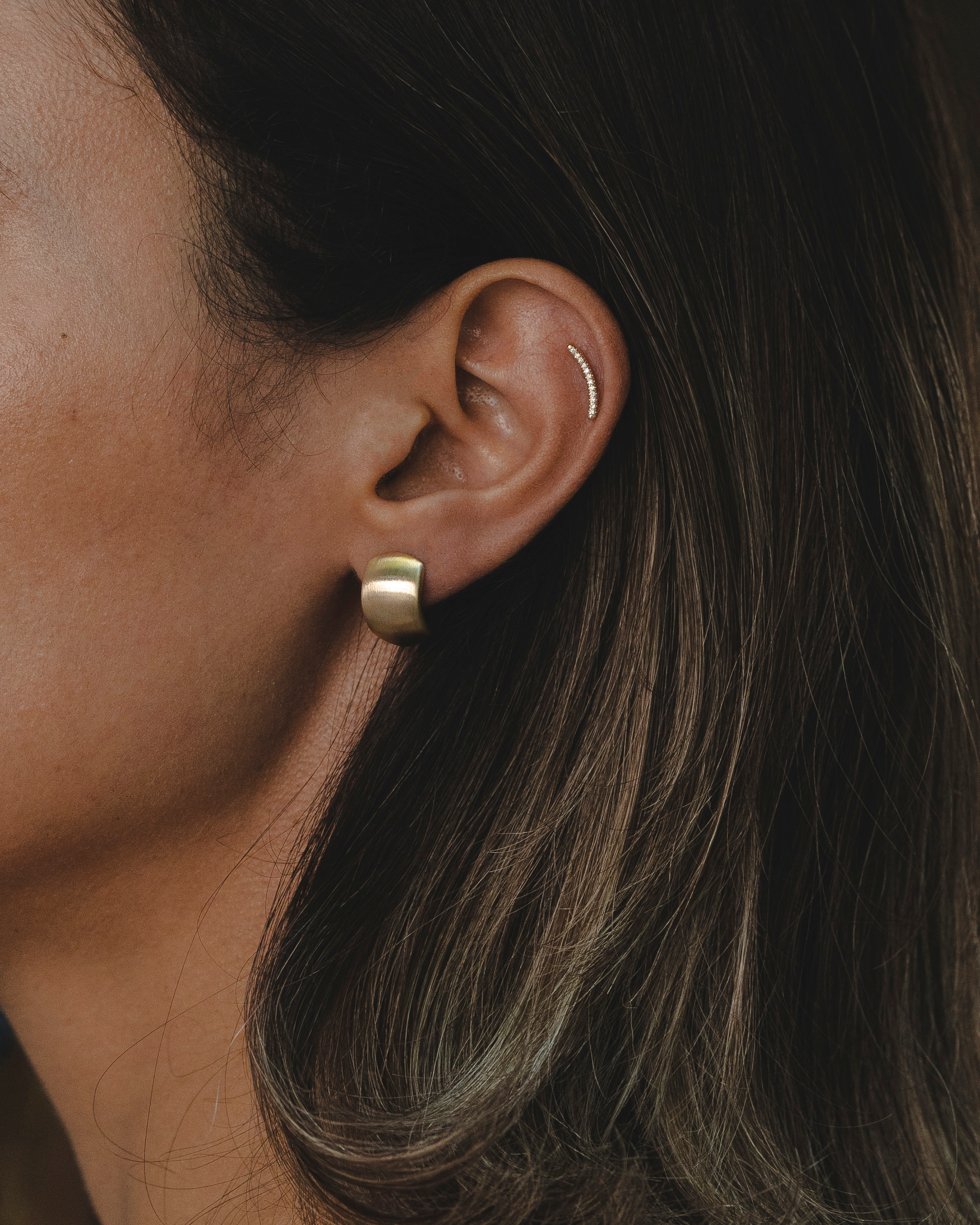 Jenny gold hoop earrings
