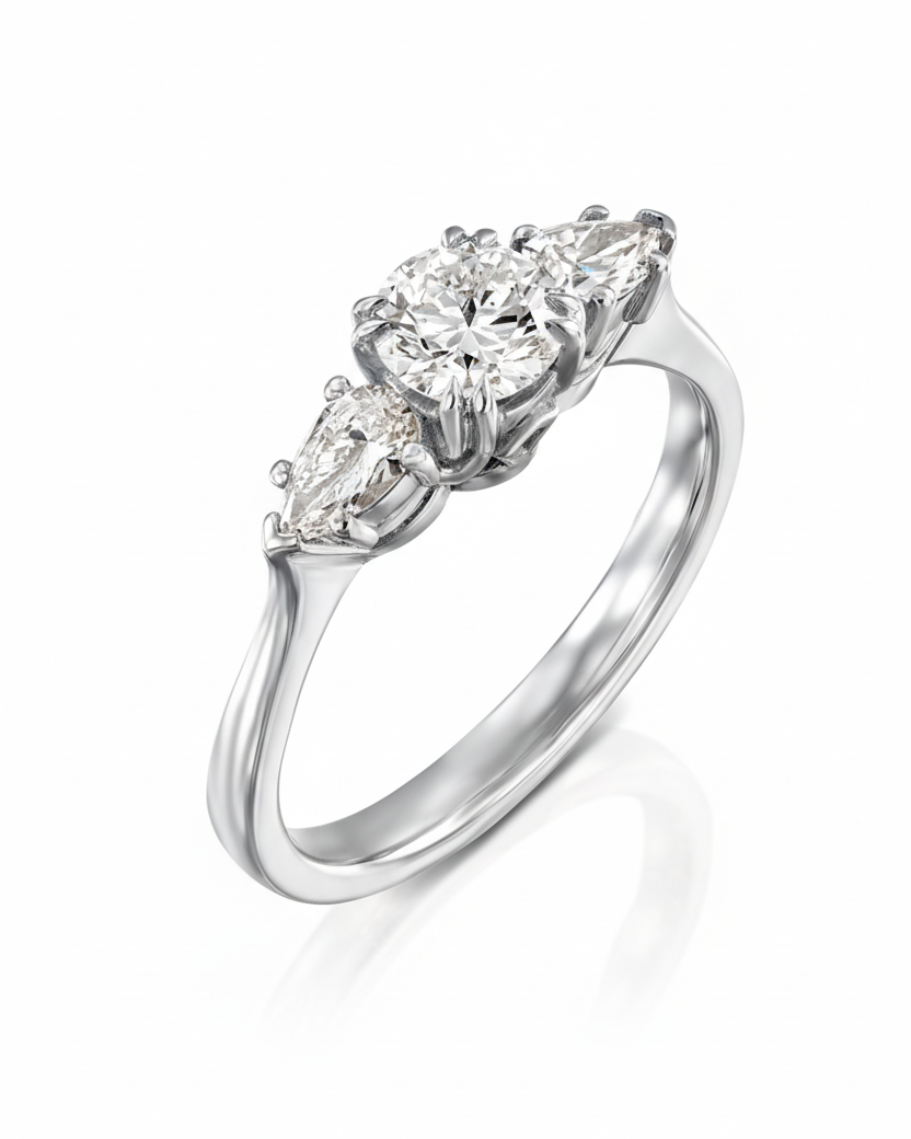 The Emma Ring White diamonds 5mm