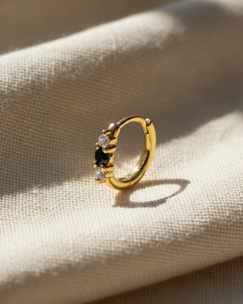 Audrey small Hoop With Black And White Diamonds