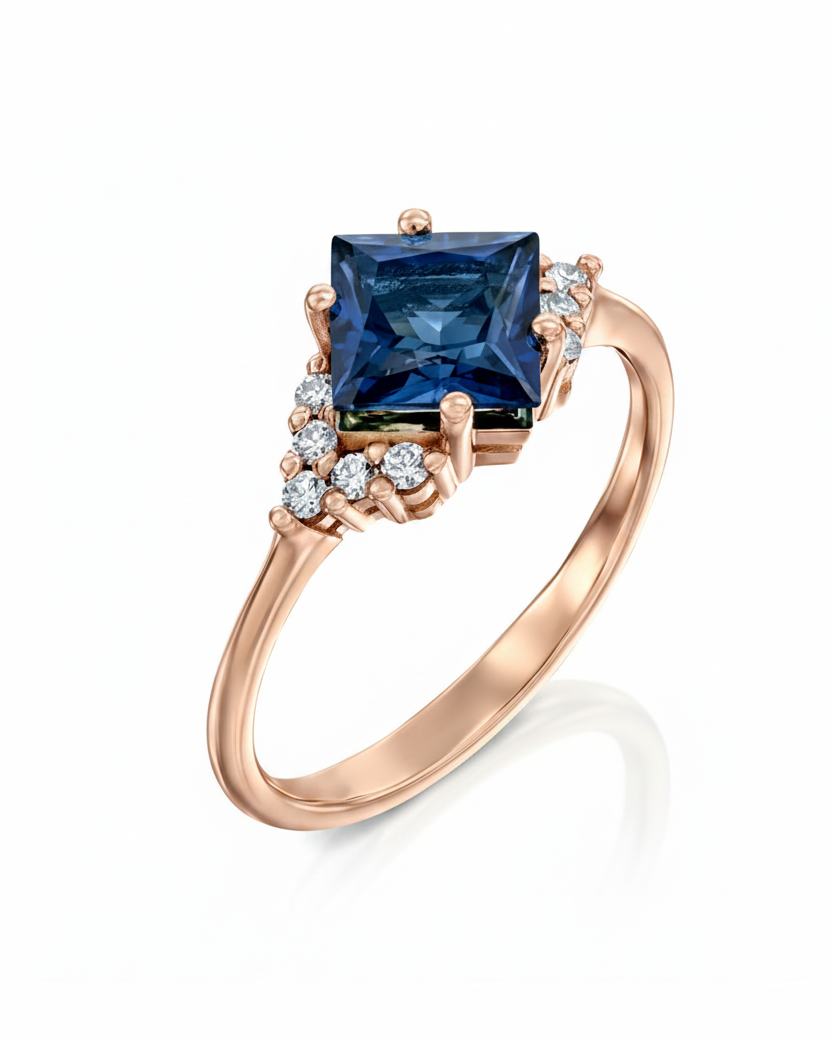 Juliette Ring With Diamonds and Blue Sapphire
