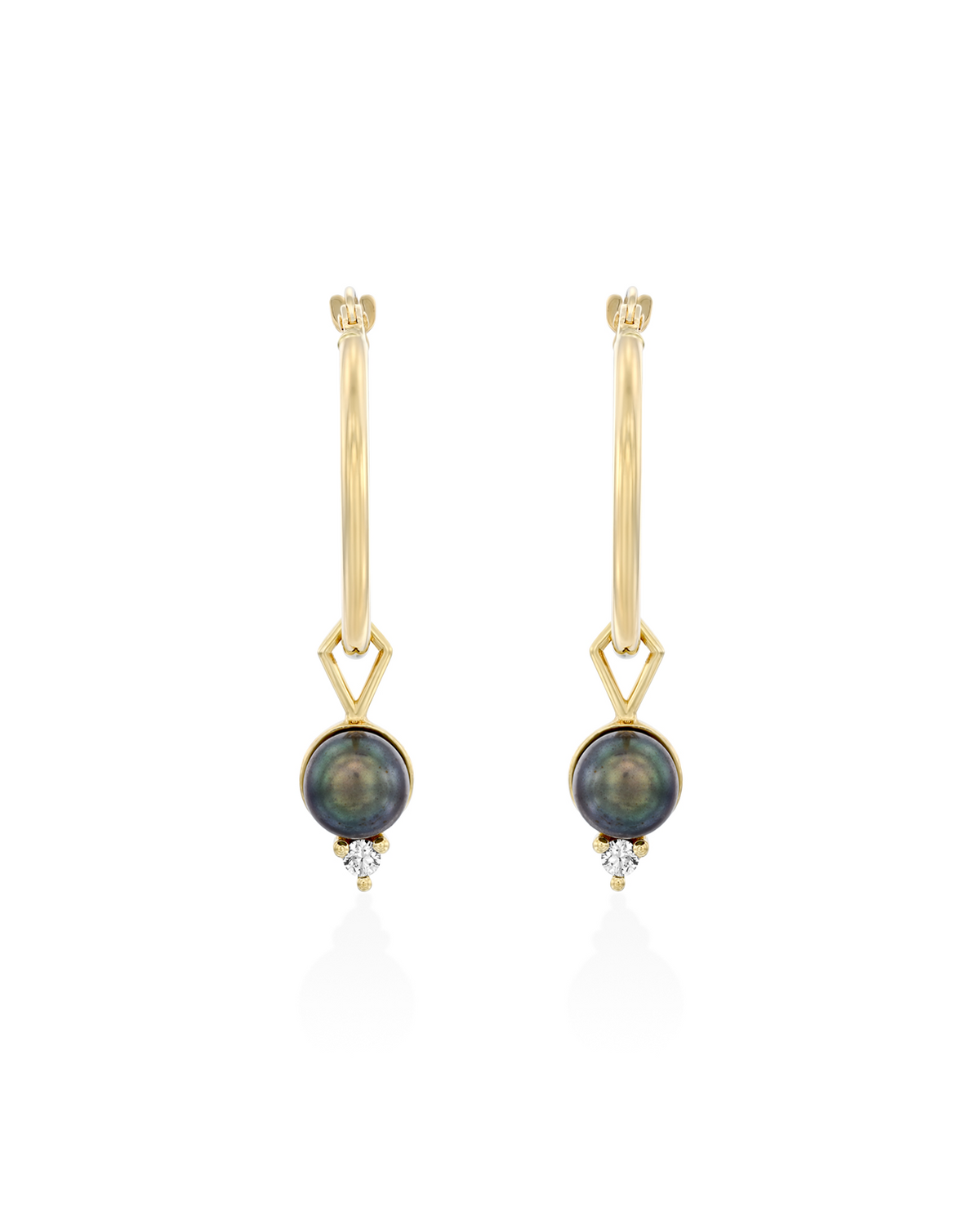 Scarlett charm black pearl and diamond