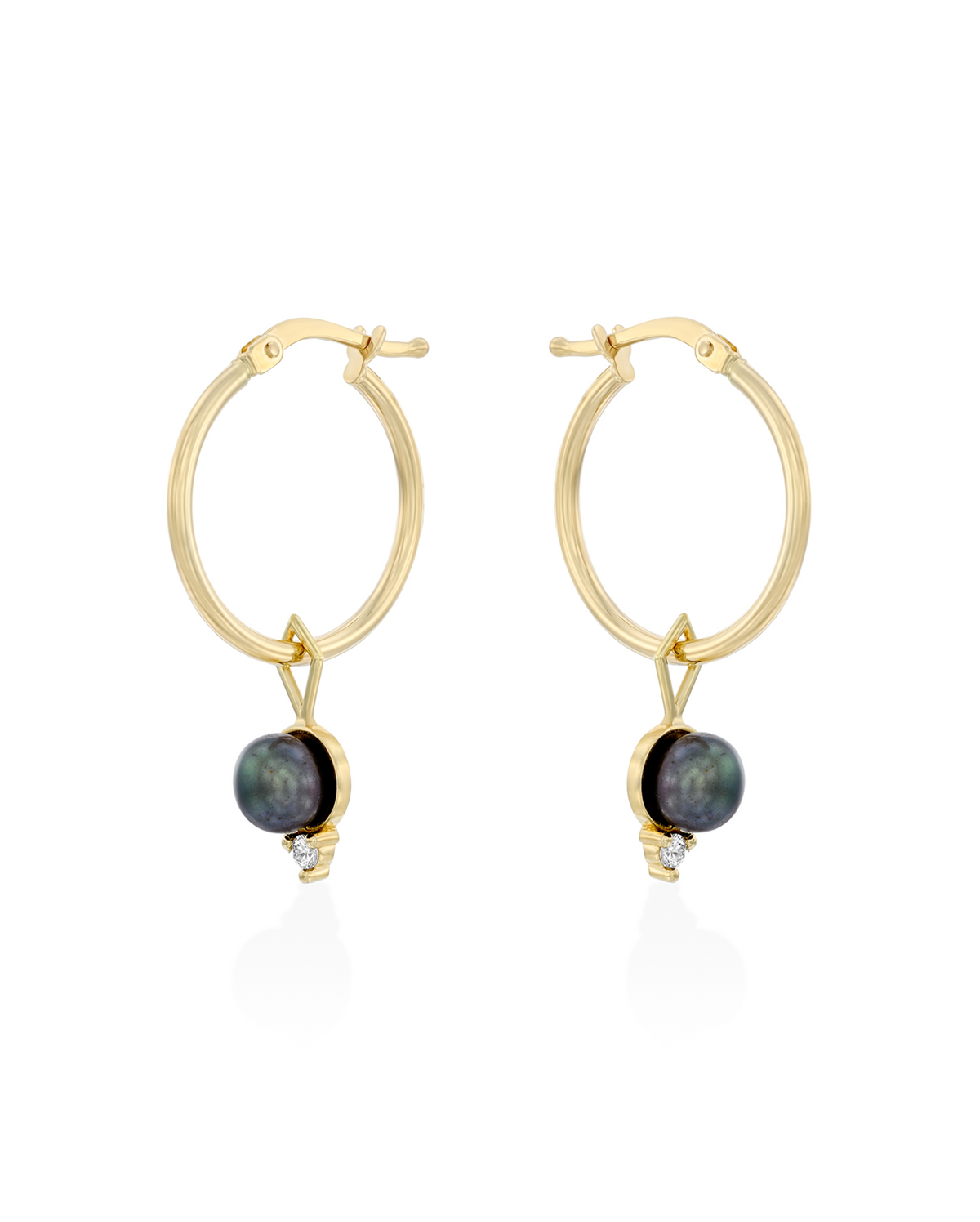 Scarlett charm black pearl and diamond