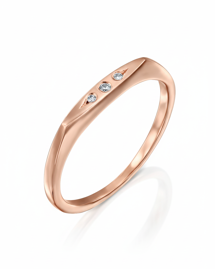 Jackie Gold Ring Three Diamonds