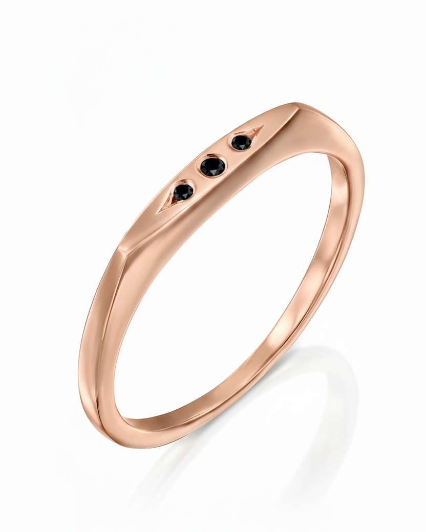 Jackie Gold Ring Three Black Diamonds