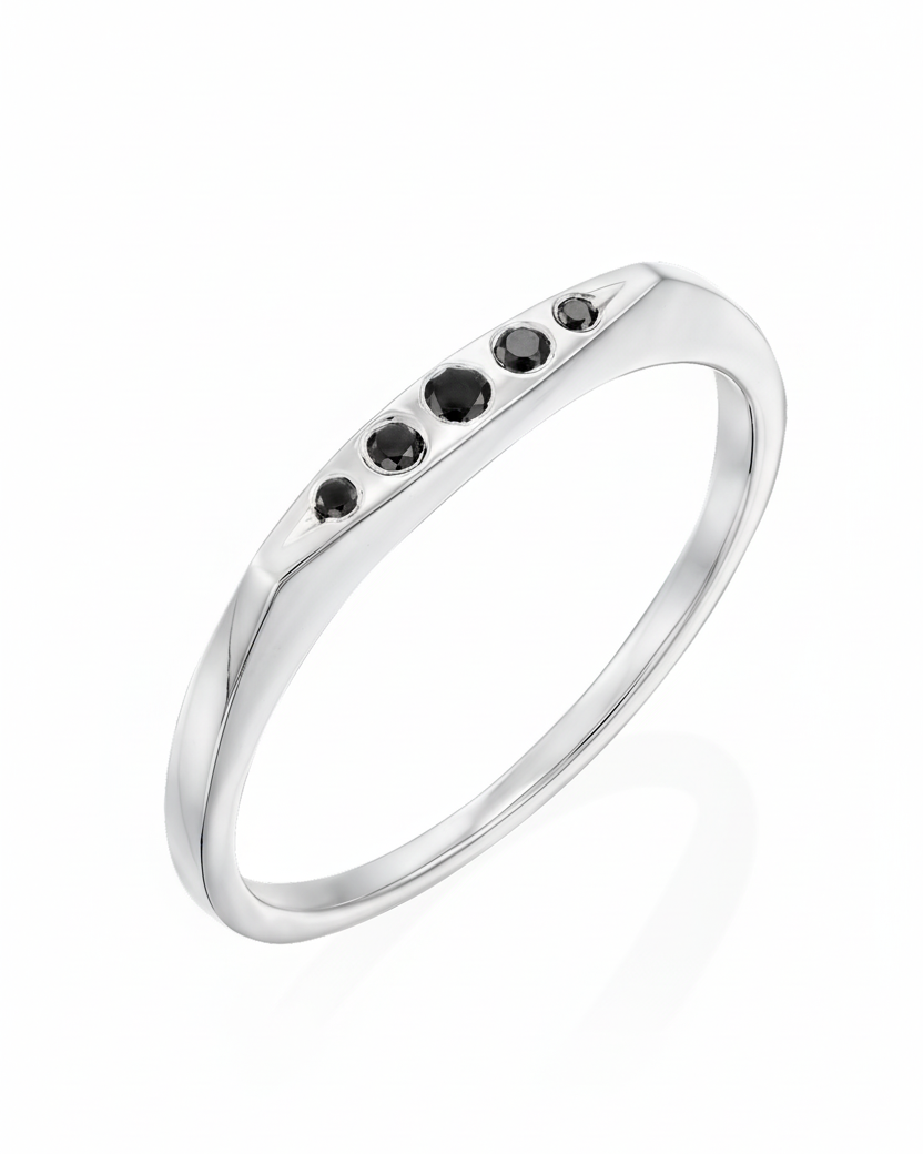 Jackie Gold Ring Five black Diamonds