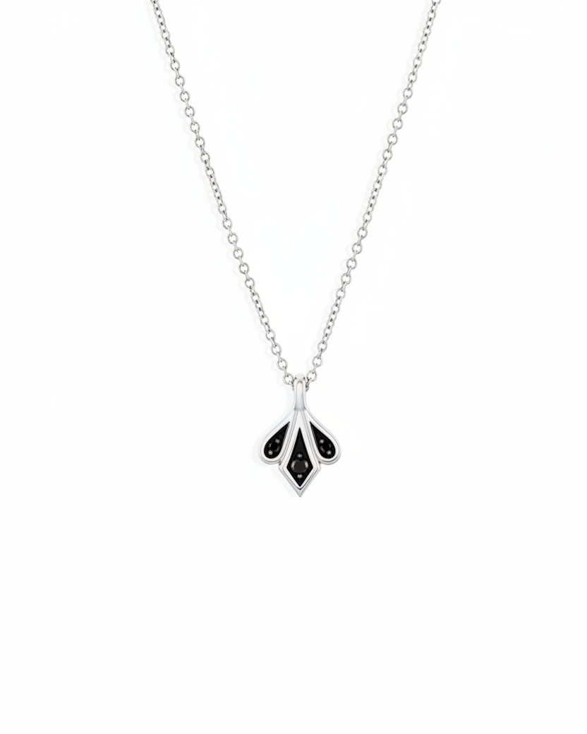 Roza Necklace black diamonds
