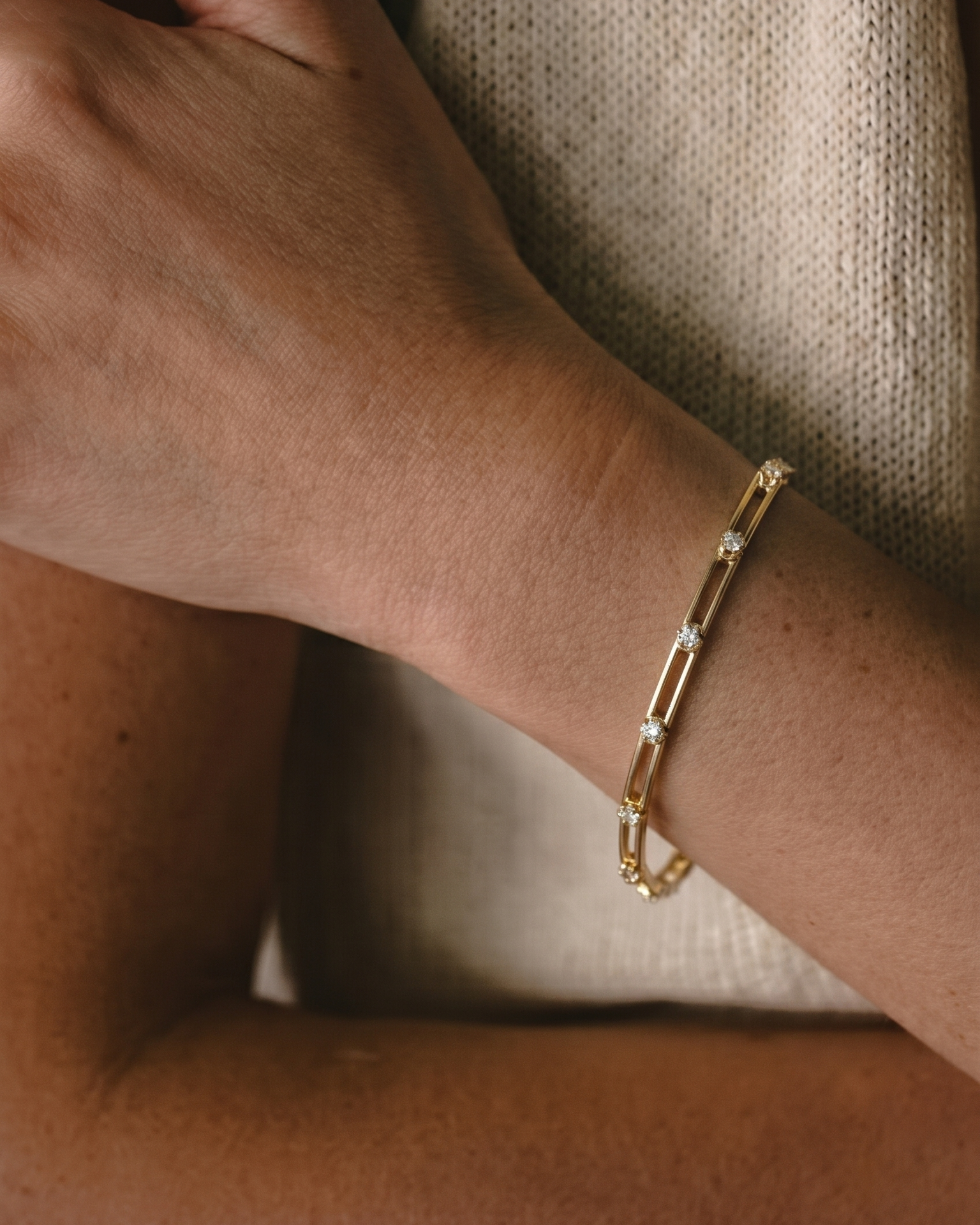 Bracelet 07 - White Diamonds