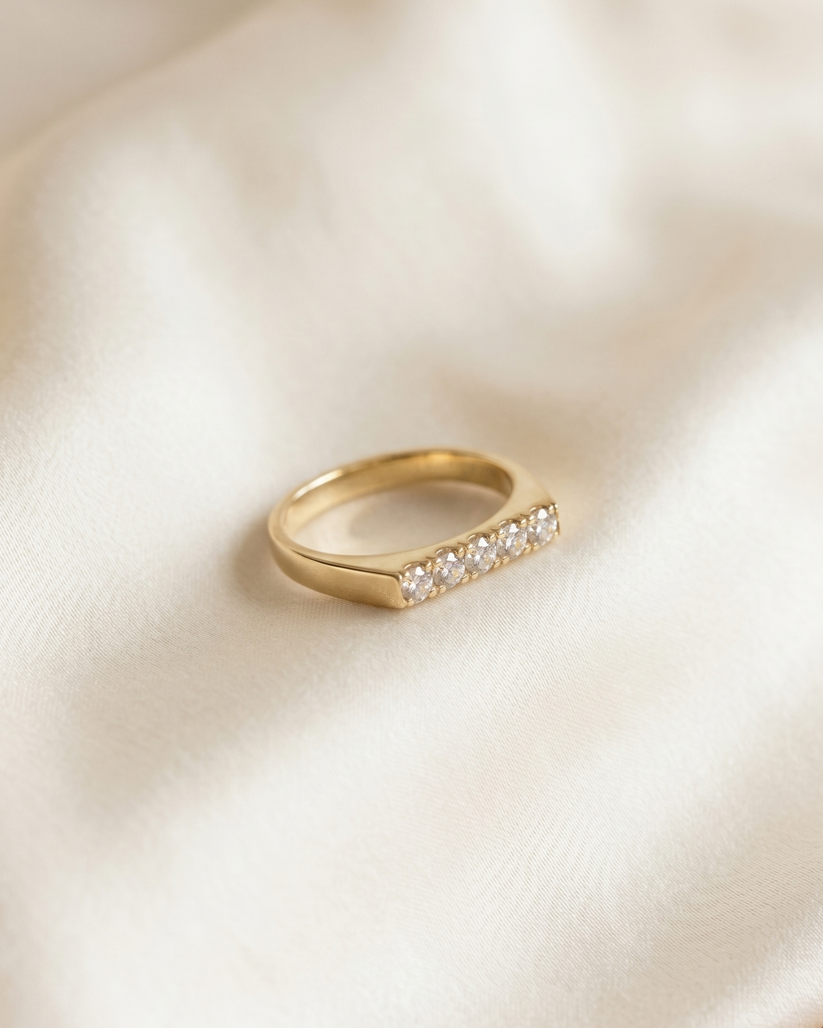 Samantha Gold Ring White Diamonds