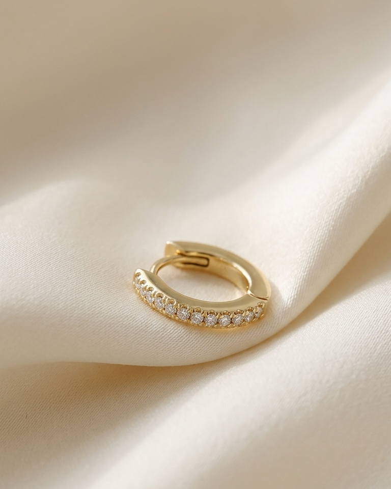 Khloé Small Hoop Gold Earring with White Diamonds