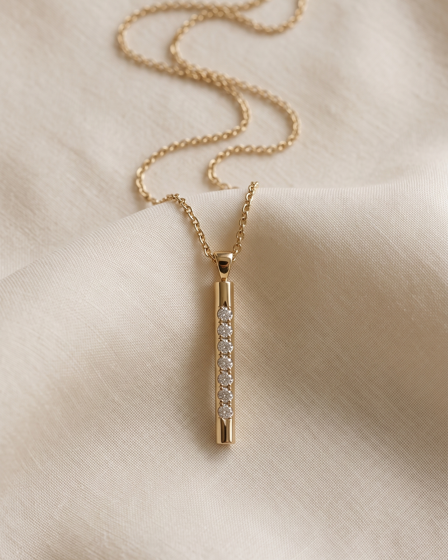 Claire Necklace white Diamonds