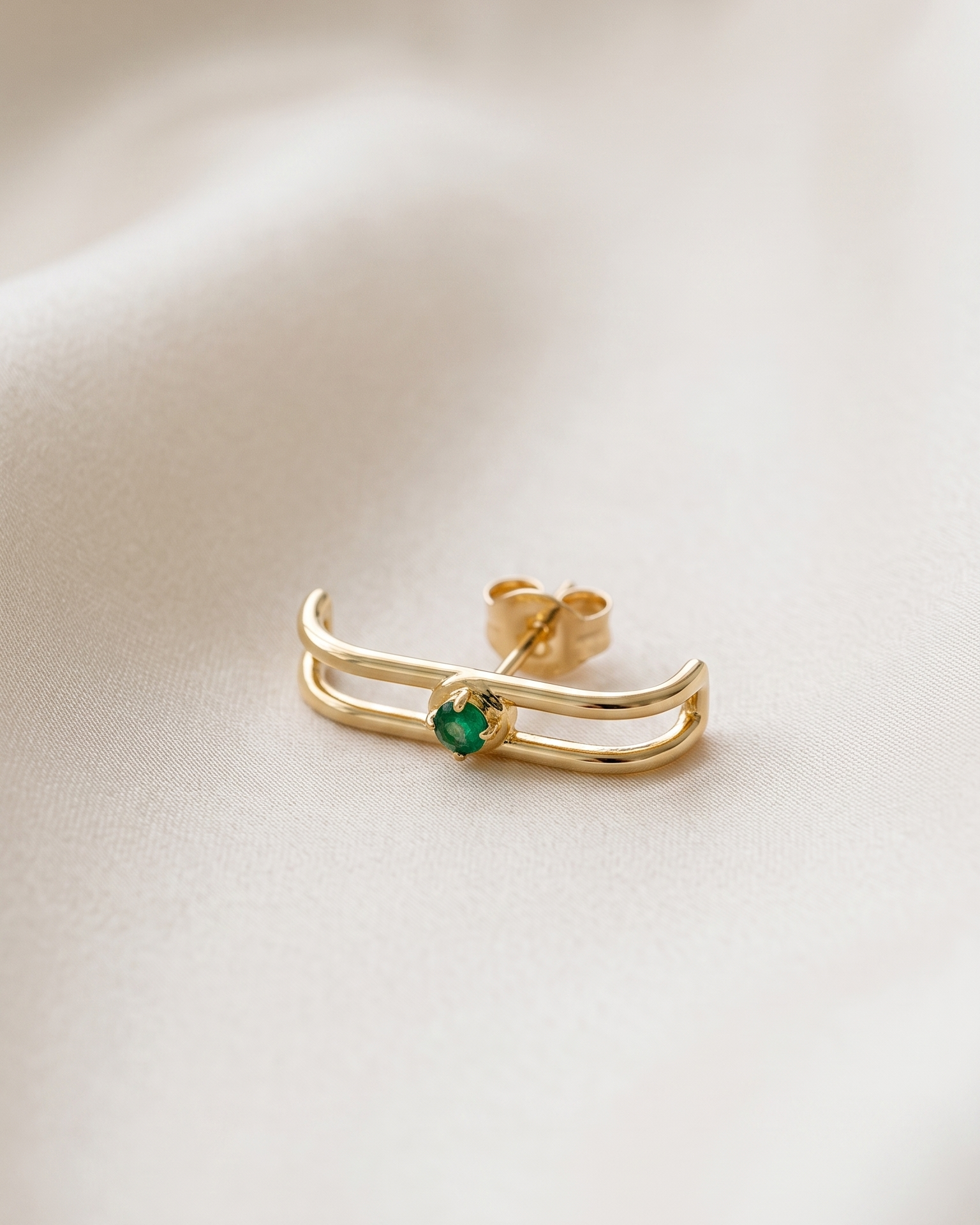 Earring 10 - Emerald