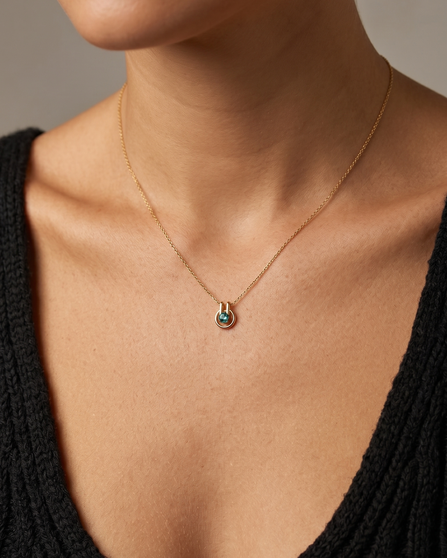 Necklace 02 - Emerald