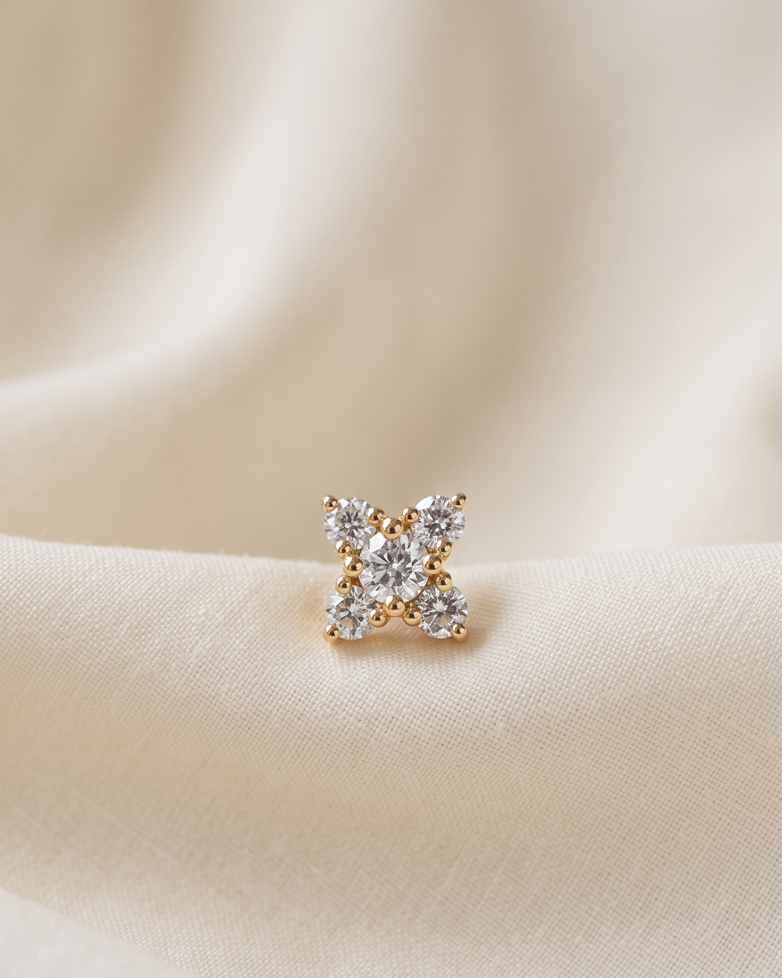 Eliana Gold Earring White Diamonds