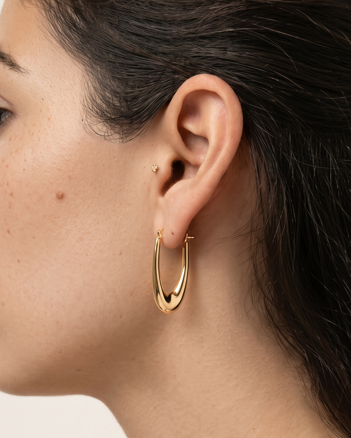 Mika gold hoop earrings