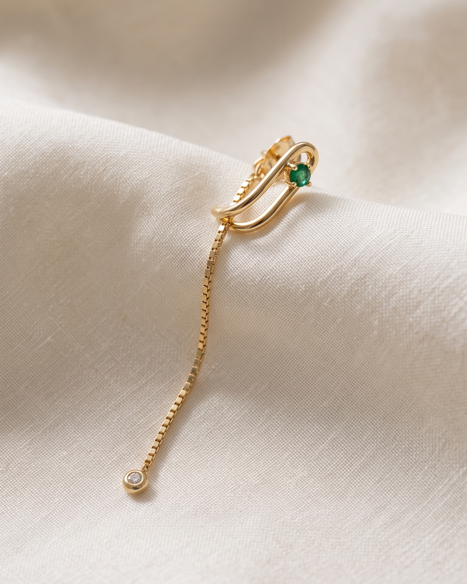 Earring 12 - Emerald & White Diamonds