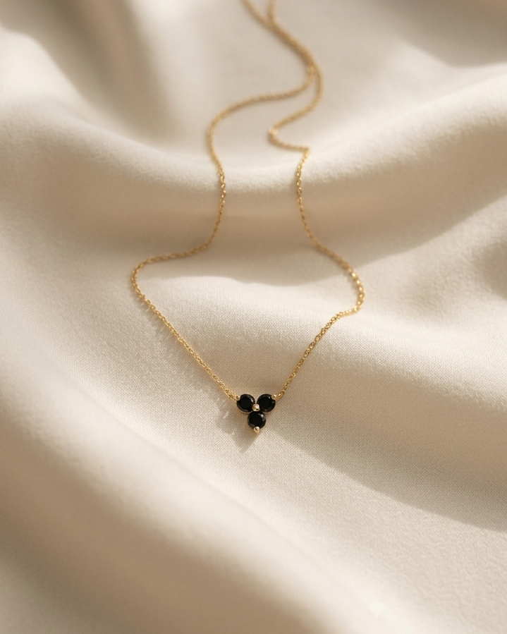 Grace Necklace Black Diamonds