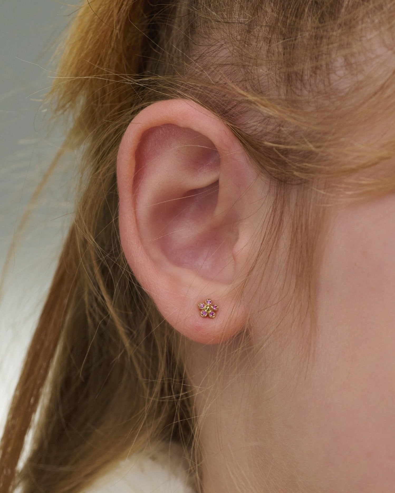 Flower Gold Earrings Pink Sapphire