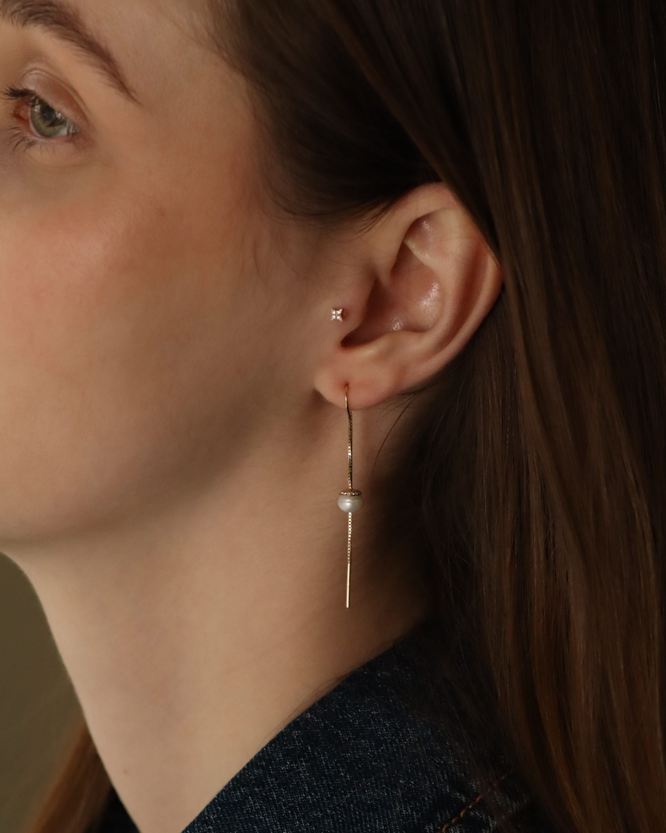 Ashley Earring with Pearls and Diamonds horseshoe