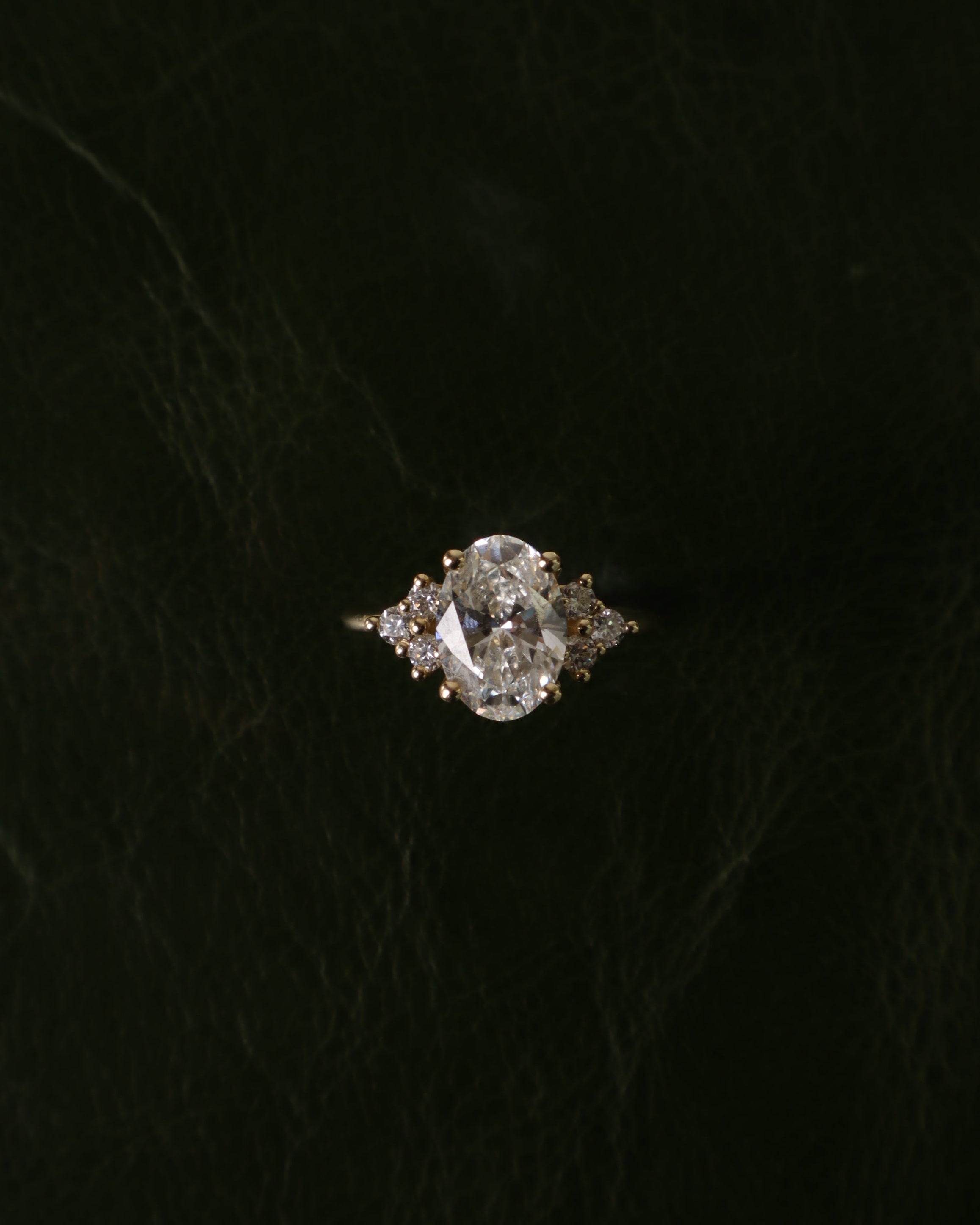 Roni Gold Ring Diamonds