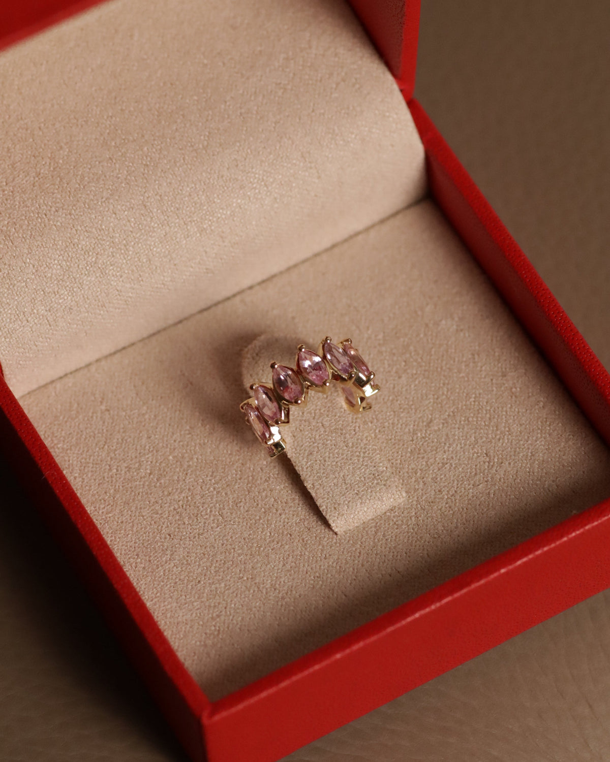 Ear Cuff - Adel pink sapphires