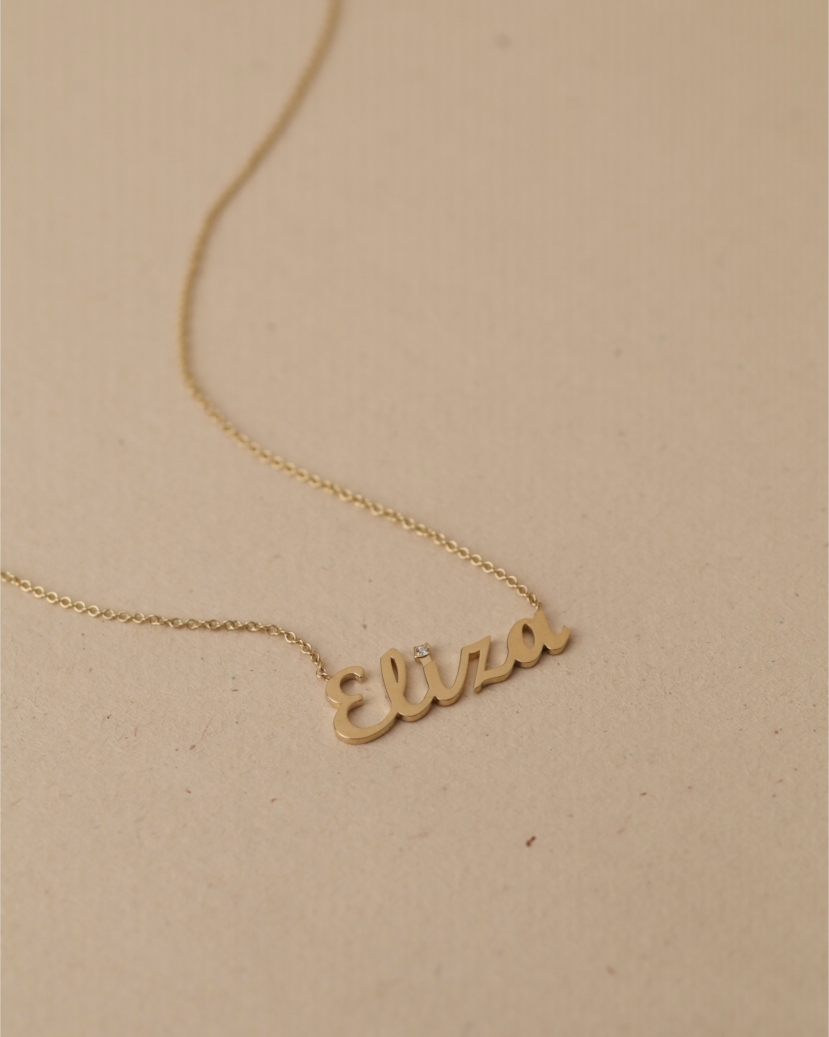 English Name Necklace white diamond