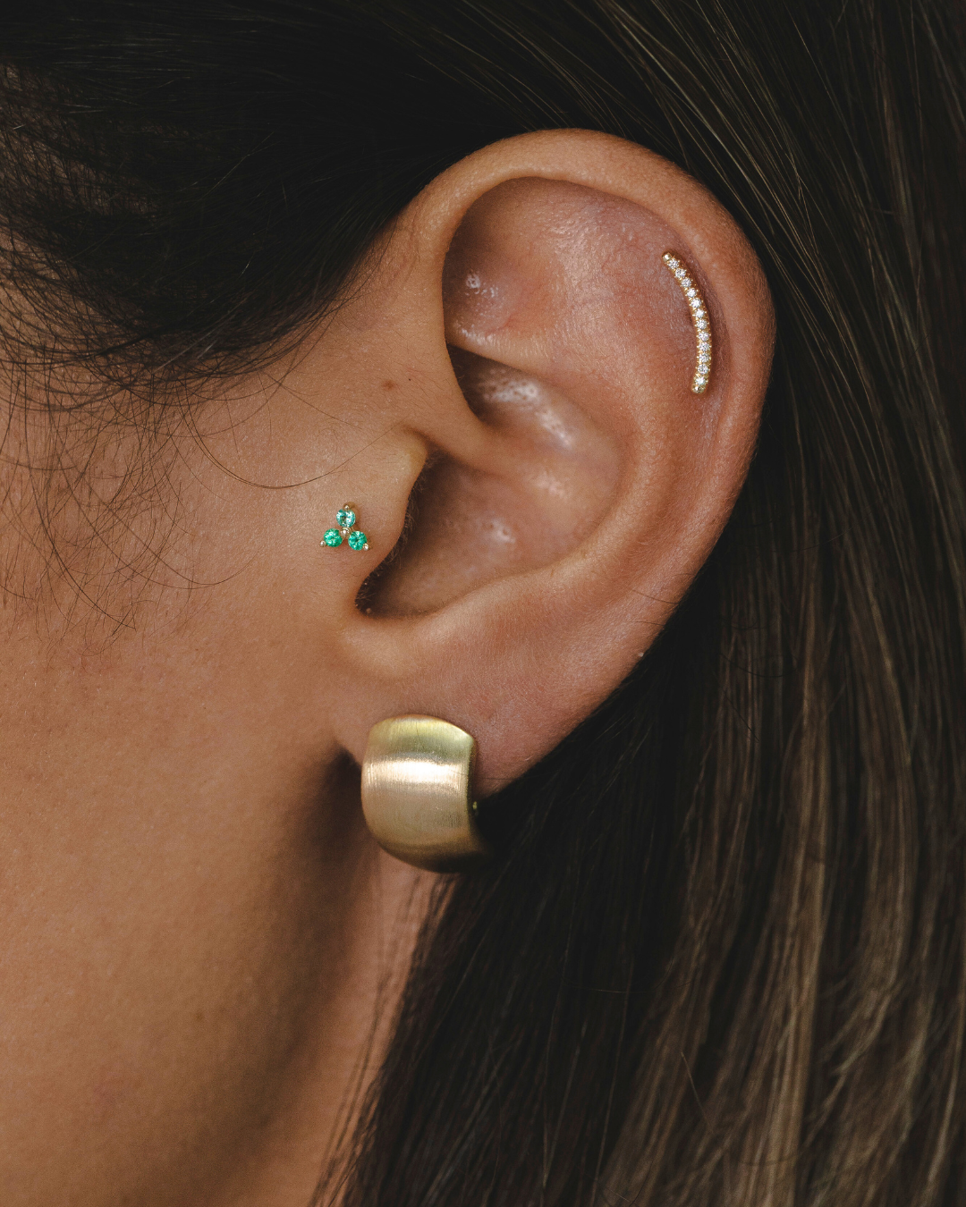 Mini Grace Piercing Earring With Emerald