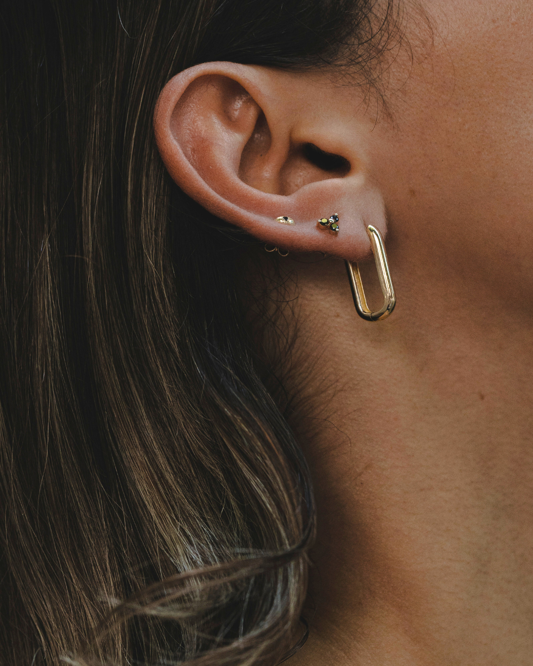 Ava gold hoop earring