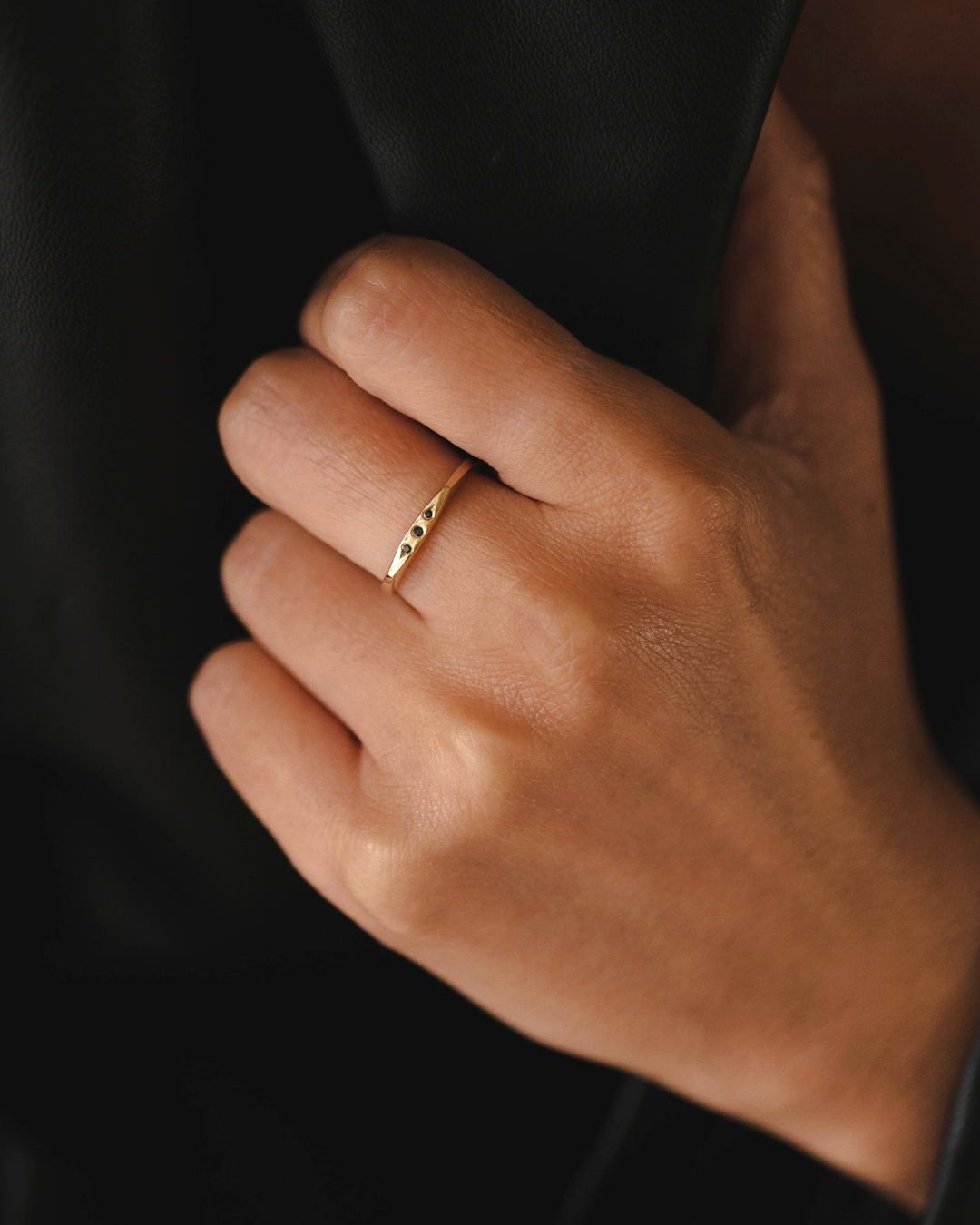 Jackie Gold Ring Three Black Diamonds