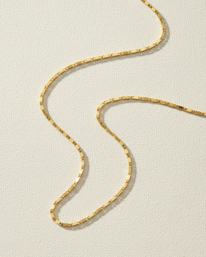 Ora gold nacklace
