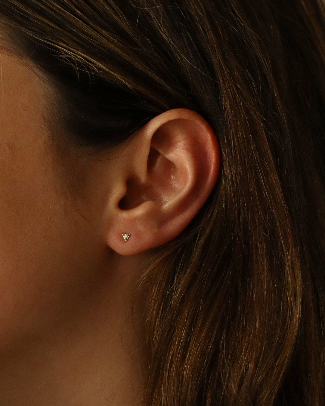 Ruth earring with white diamond