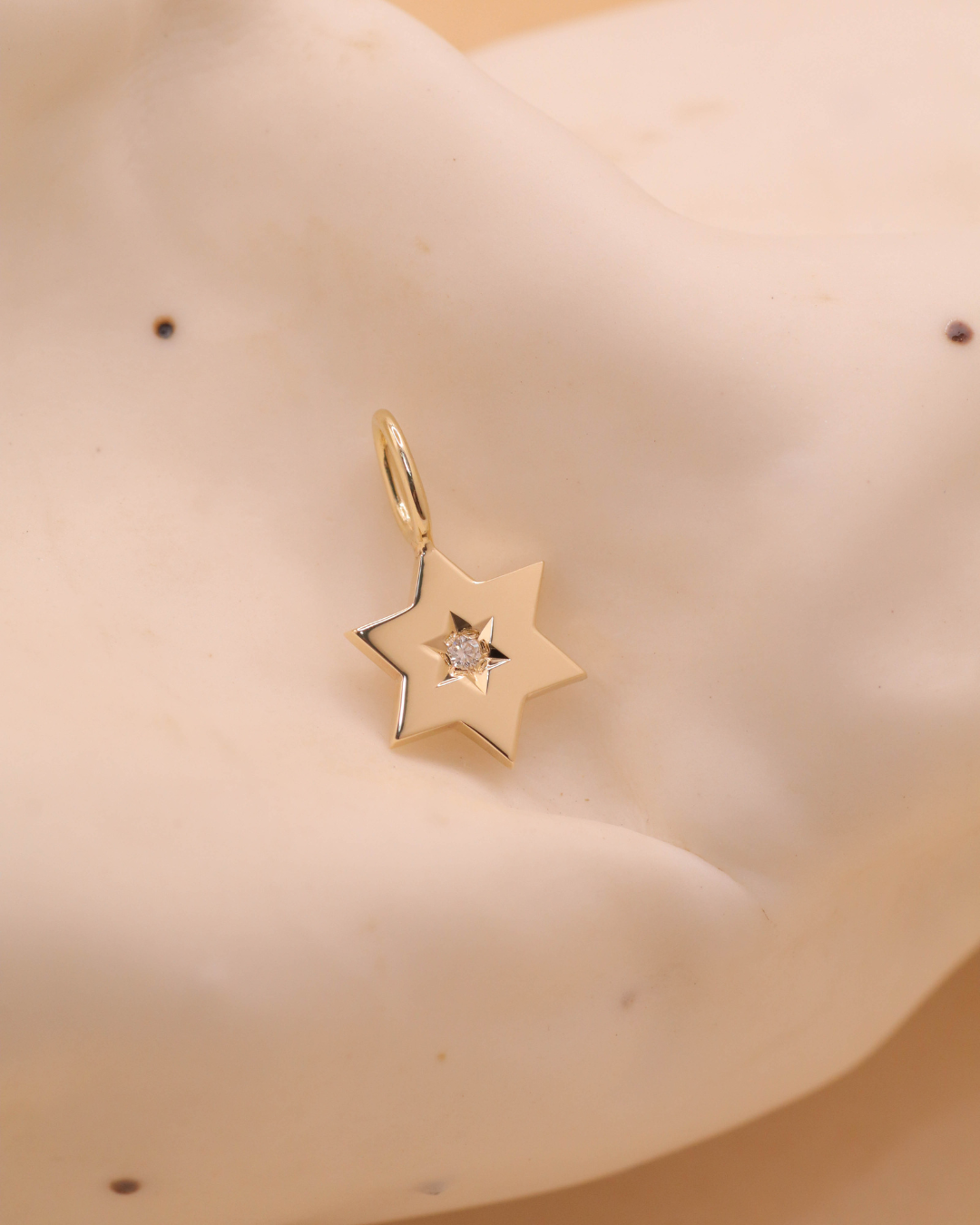 The Gaza envelope Shield Star Of David Gold pendant White Diamond