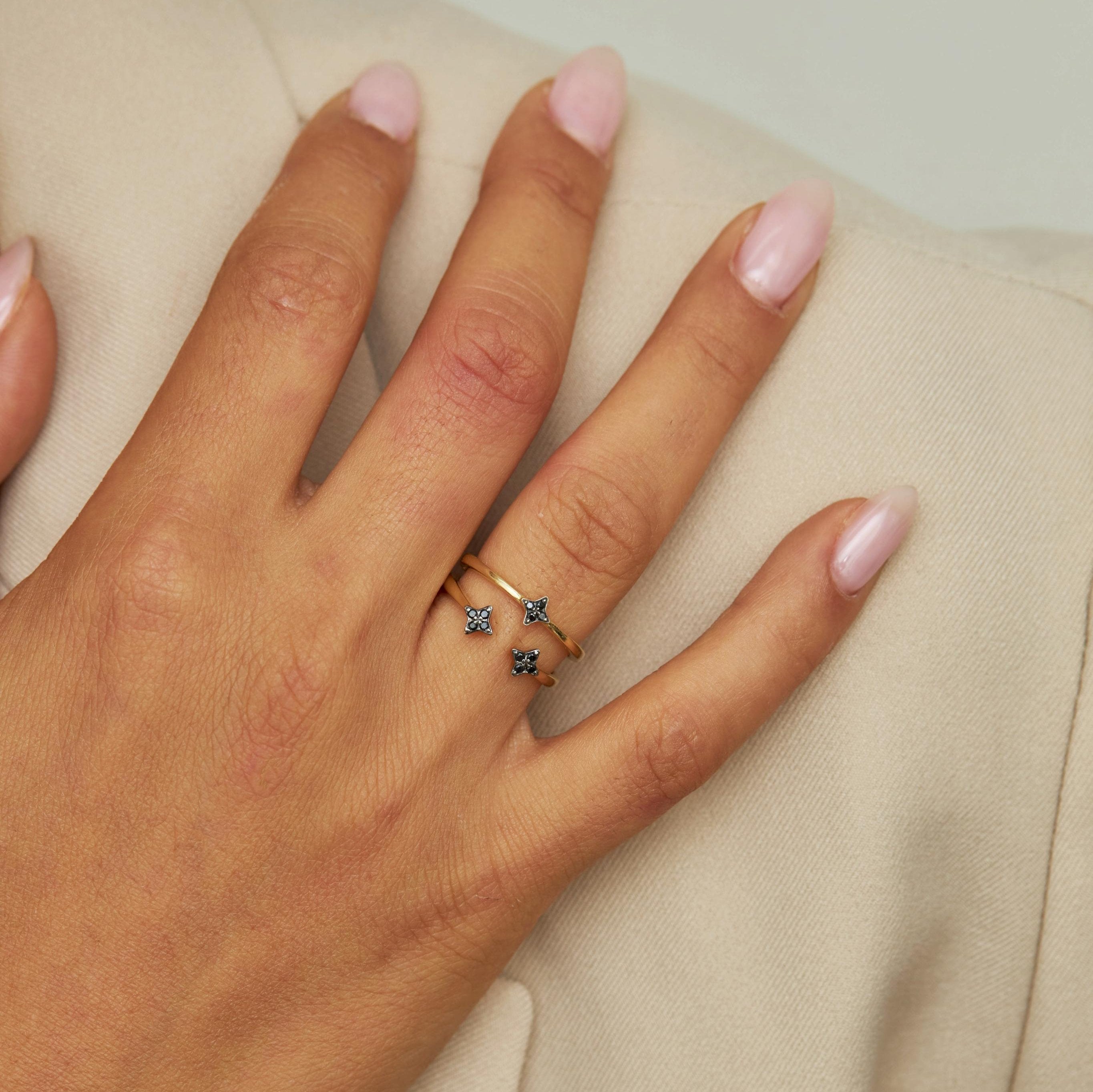 Mars Ring With Black Diamonds